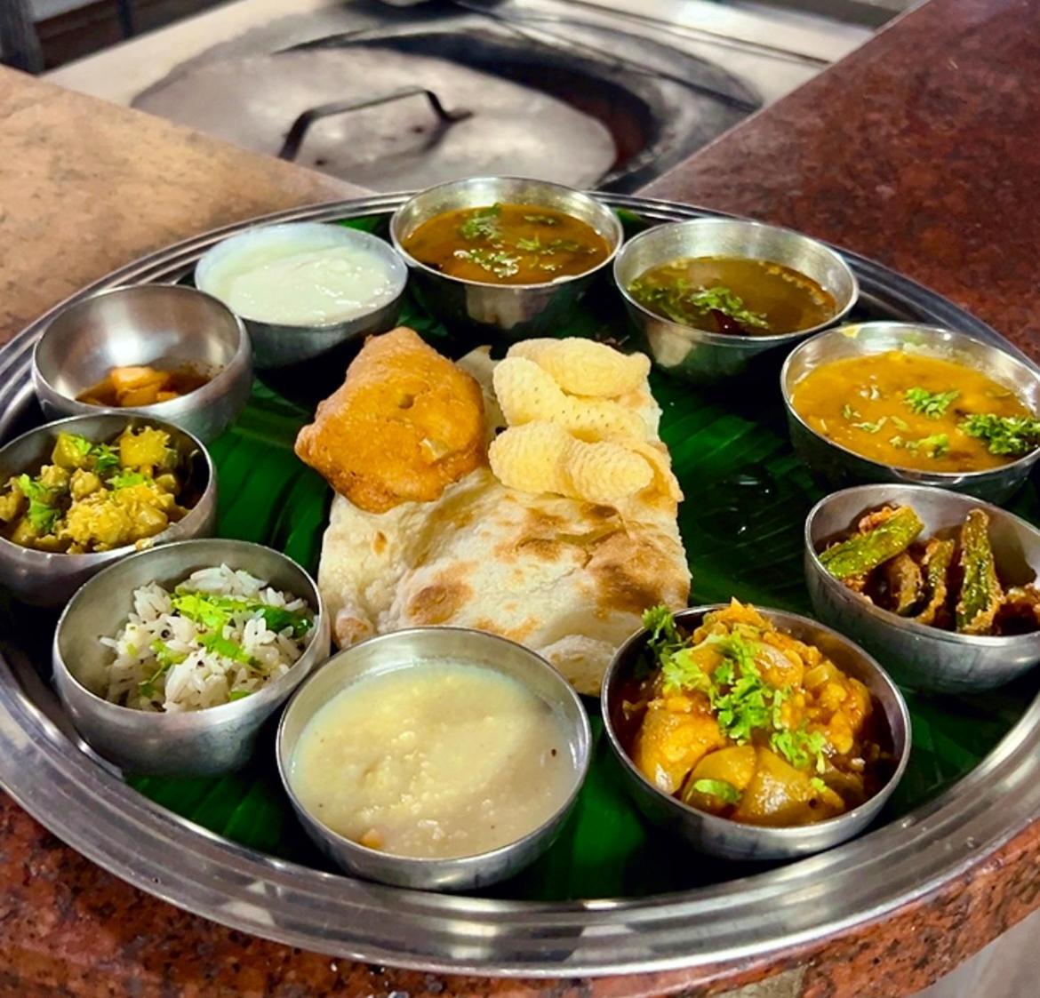 Varada Nagavali Hotel Srikakulam Luaran gambar