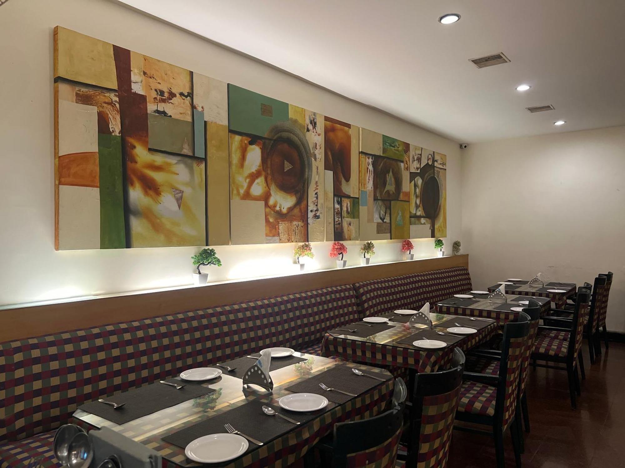 Varada Nagavali Hotel Srikakulam Luaran gambar